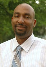 Knox painting on different canvas: Feature column on CoSIDA Board member Rob Knox